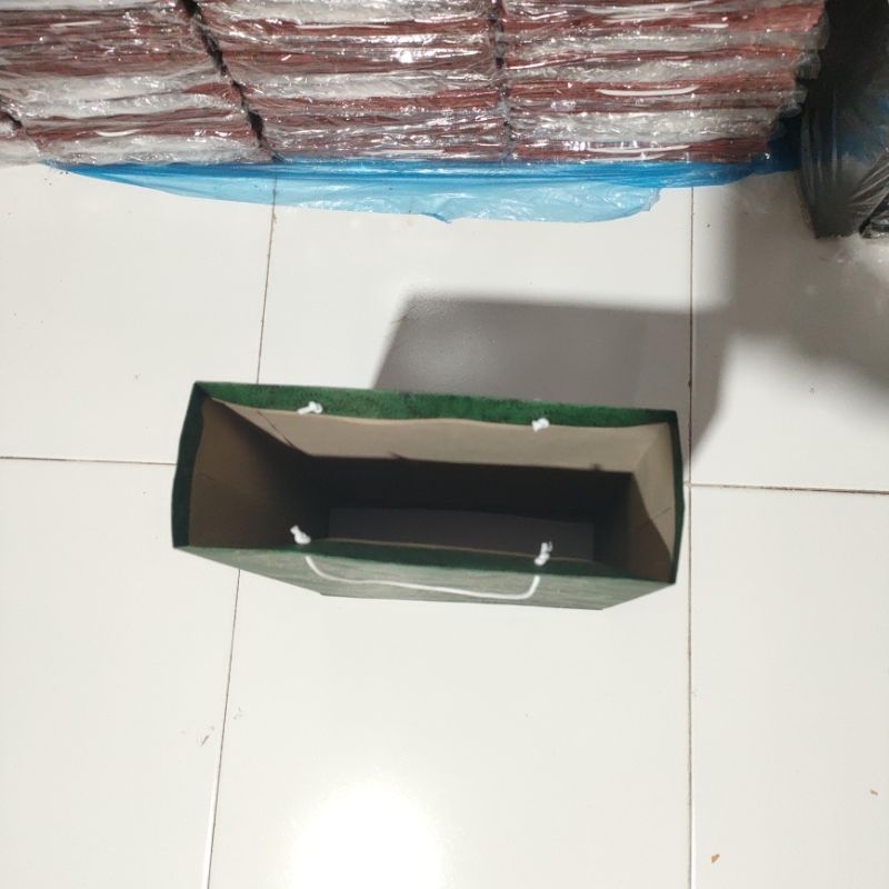 

iDk90 Paper Bag Batik Jumbo XL/Lusin Isi 12 Pcs Ukuran 30940 Cm