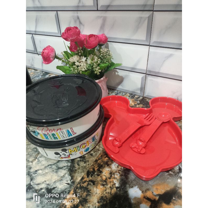 tempat bekal set mickey minnie ori tupperware