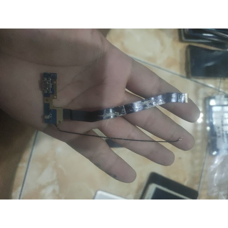 bot bawah hp Hotwav symbol r60 original ok