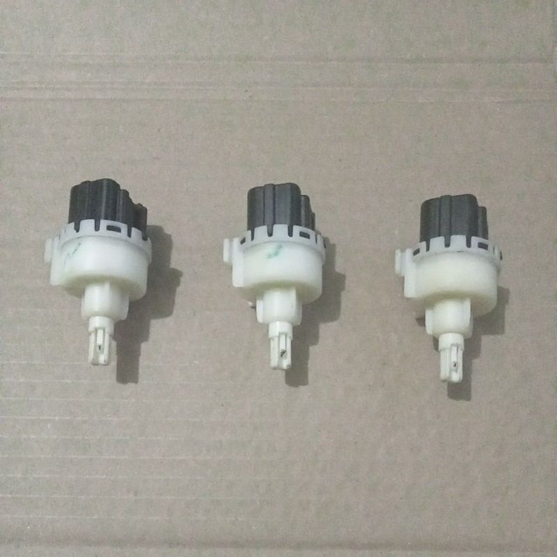 Swict saklar putaran AC Suzuki Ertiga & APV original
