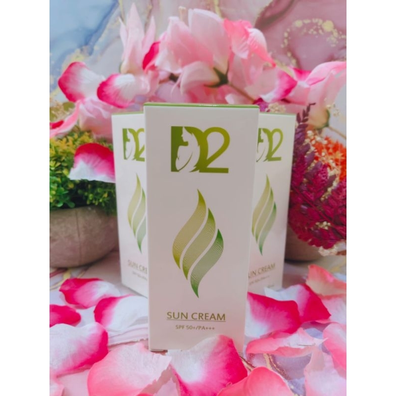 D2 SUN CREAM GLOWING UV SPF 50 PA +++ 60 ML