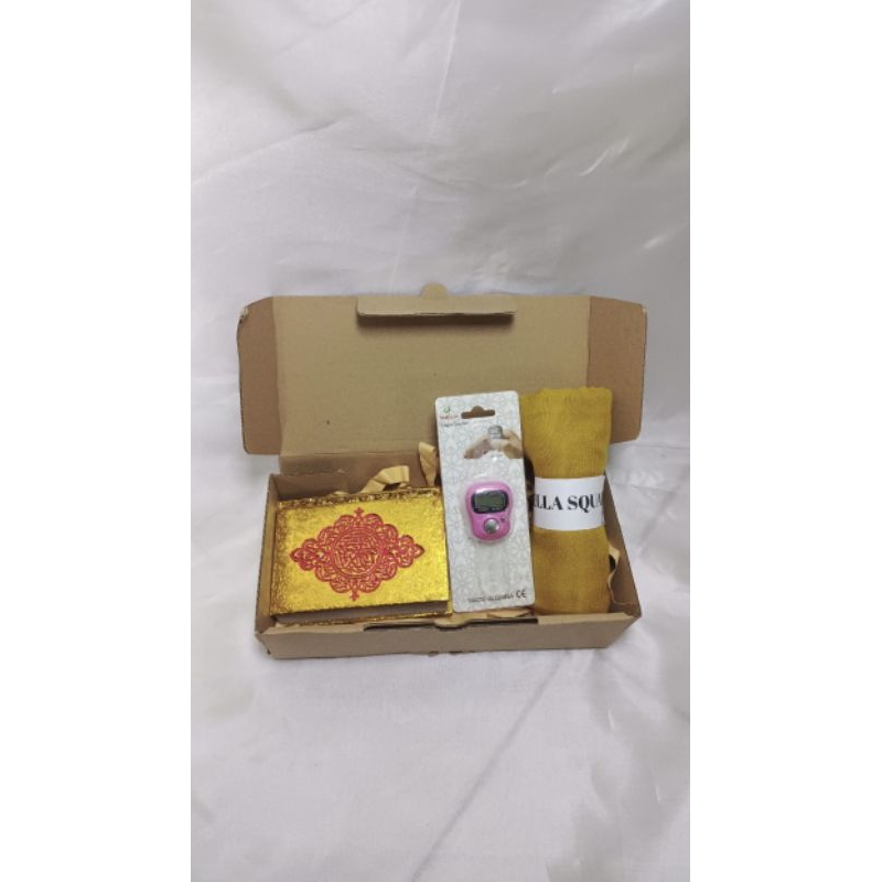 

Hampers muslim versi hemat / kado ultah / Hampers jilbab alquran