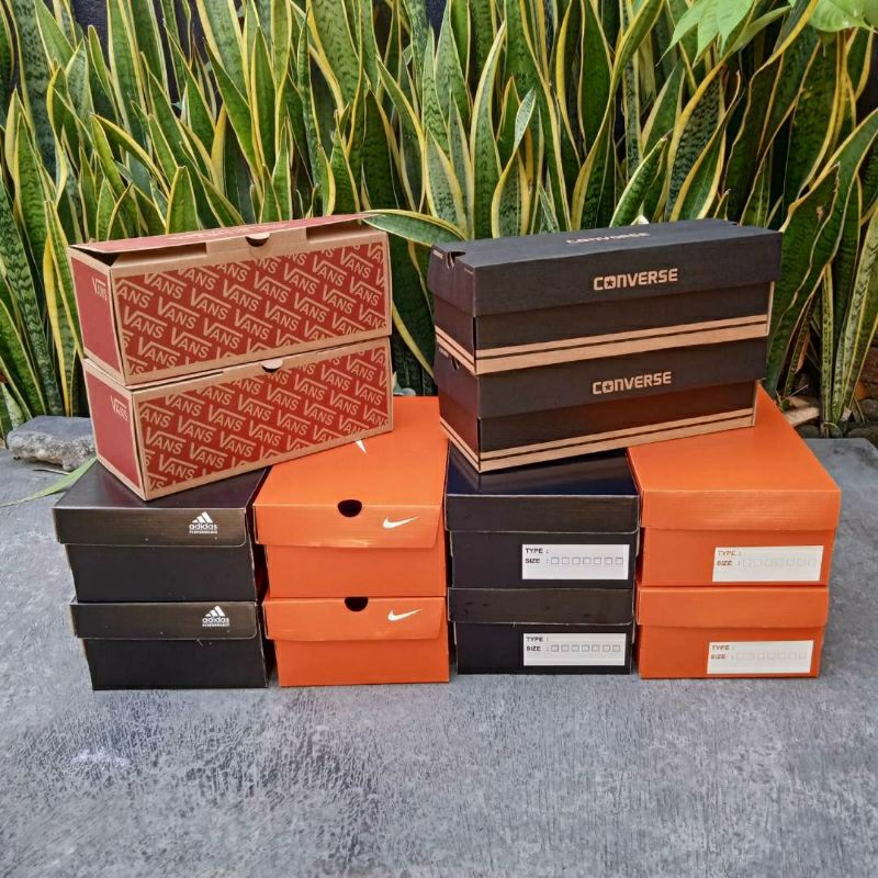 

Box kardus sepatu