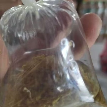 

Minyak rempah kecil untuk baso