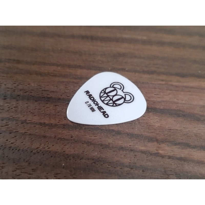 pick gitar band radiohead