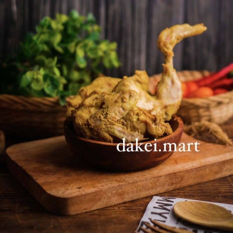 

Ayam Goreng Ungkep Bumbu Kuning 350gr Siap Goreng Ready Bandung Enak