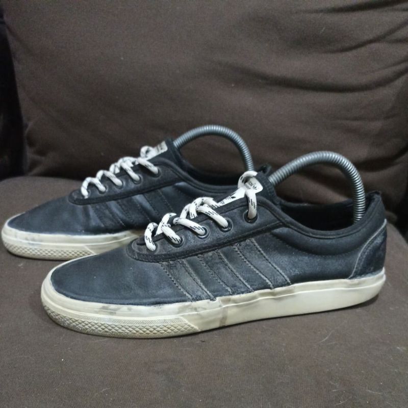 sepatu second adidas eldrige size 40
