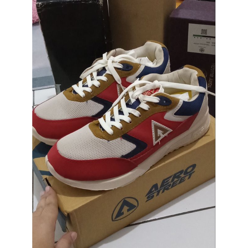 sepatu pria aero street