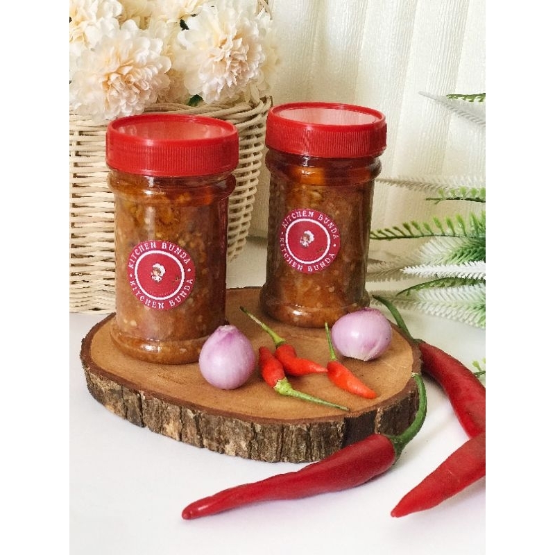 

sambal cumi pedas by kithcen bunda (netto 150gr)