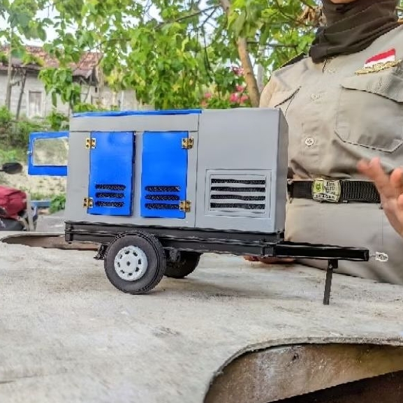 genset miniatur skala 12 tanpa isi