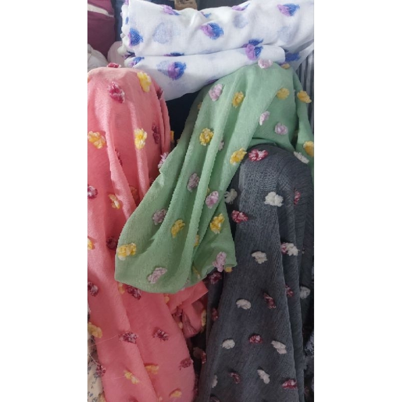 BAHAN KAIN KATUN VOAL  MOTIF PREMIUM /KAIN VOAL RUBIAH UMBUL2 KEKINIAN BETS SELLER HARGA 0,5METER