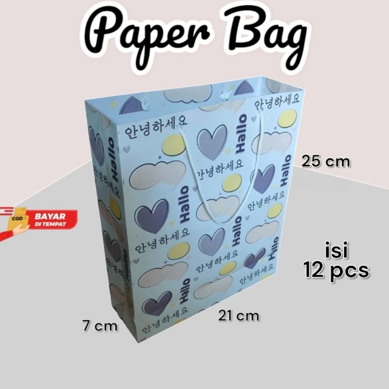 

Paper Bag Kado Motif Hallo Lusinan Isi 12 pcs Ukuran 21×7×25 cm