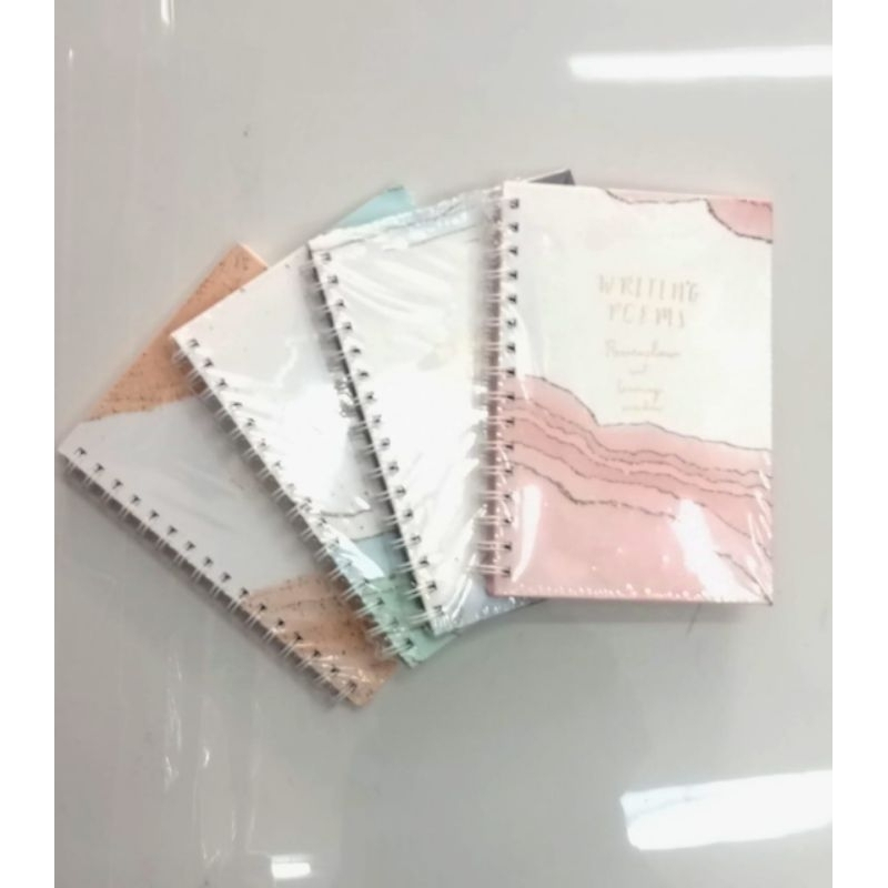 

notebook tulis gradasi