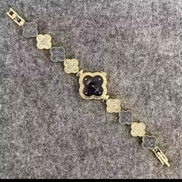 jam tangan serut tali motif