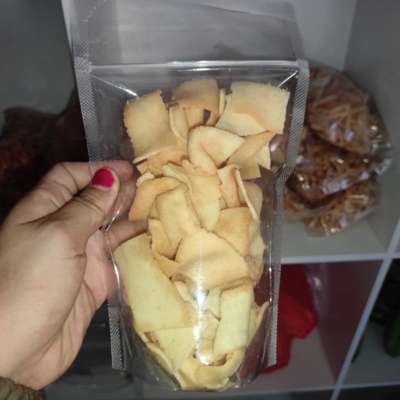 

Cemilan kerupuk keju