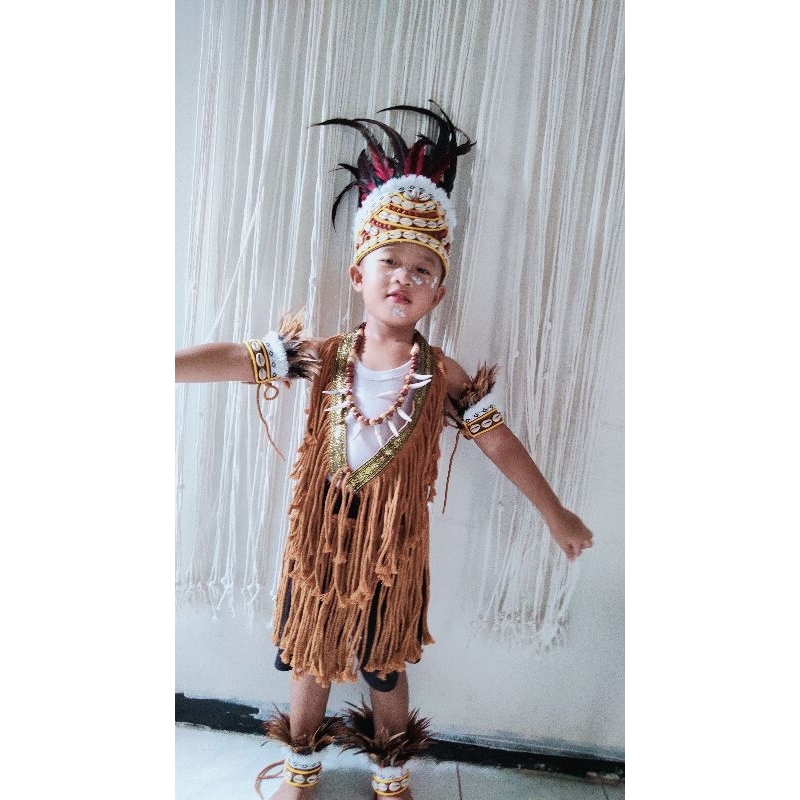 baju adat papua dayak anak laki laki