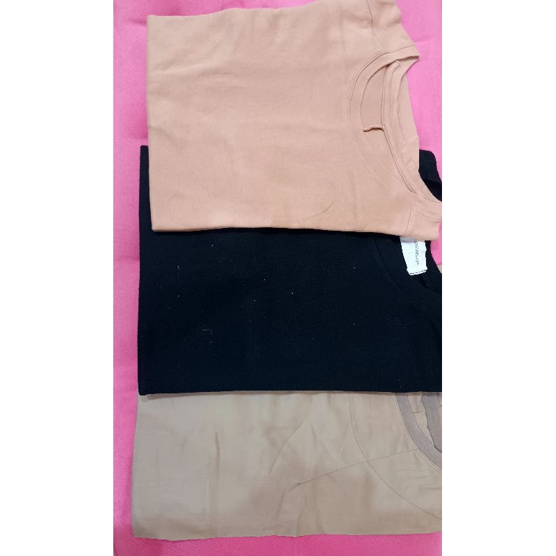 PAKET MURAH 60k/isi 3-5 kaos thrift wanita.