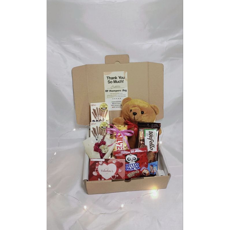 

Hampers snack box I Hampers ulang tahun I Hampers wisuda I hadiah skripsi I kado anak I Valentine day I Hampers murah