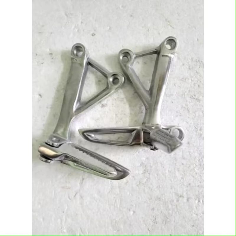 POSTEP FOOTSTEP BOSTEP POWER BELAKANG CB 150R old, CB150 R Lama