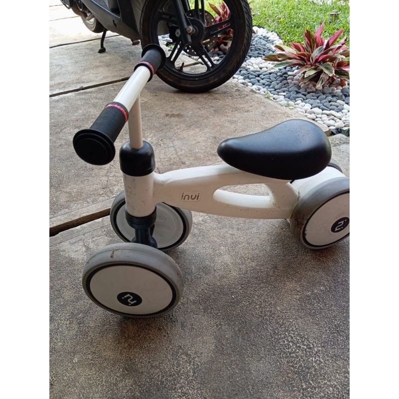 INUI Balance Bike (Preloved)
