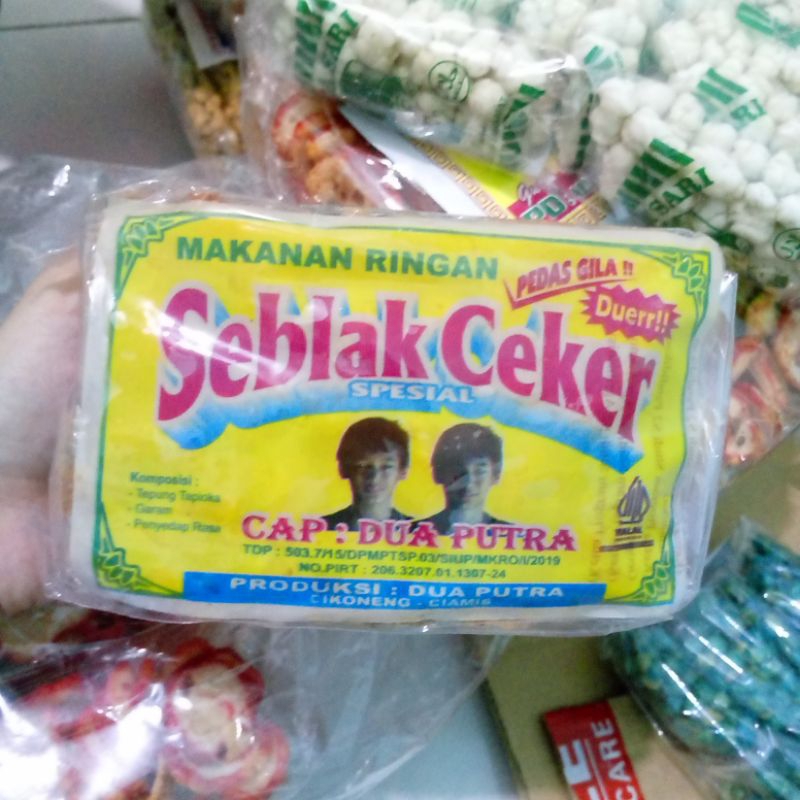 

seblak ceker, rasa nampol
