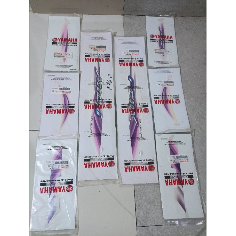 striping mio J 2012 putih