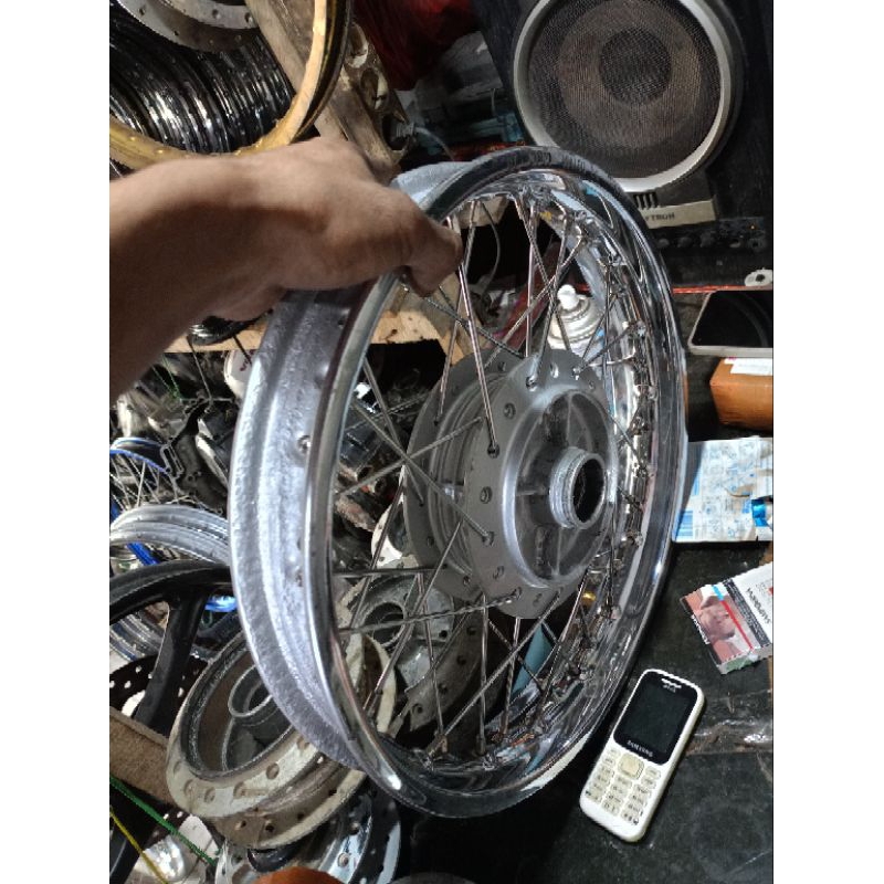 velg Belakang ring 14 Uk' 185 Vega ZR/RR Jupiter MX Old Vega r new { second }