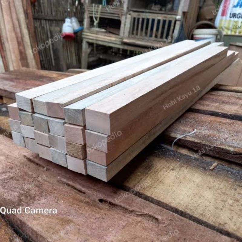 Isi 10 List Reng Kayu Ukuran 2x3 Panjang 100 cm Kayu reng sortir Reng Kayu Ukuran 2x3x100cm