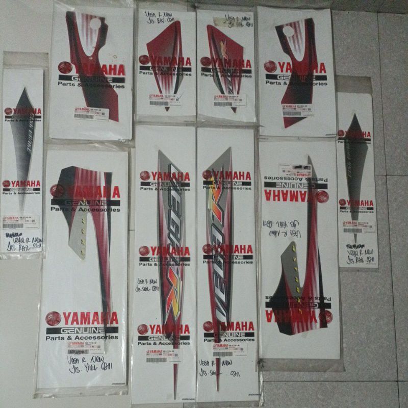 striping vega R new 2006 merah silver original