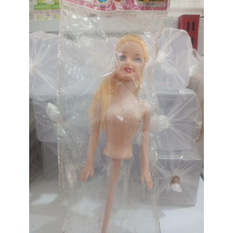 

boneka Barbie