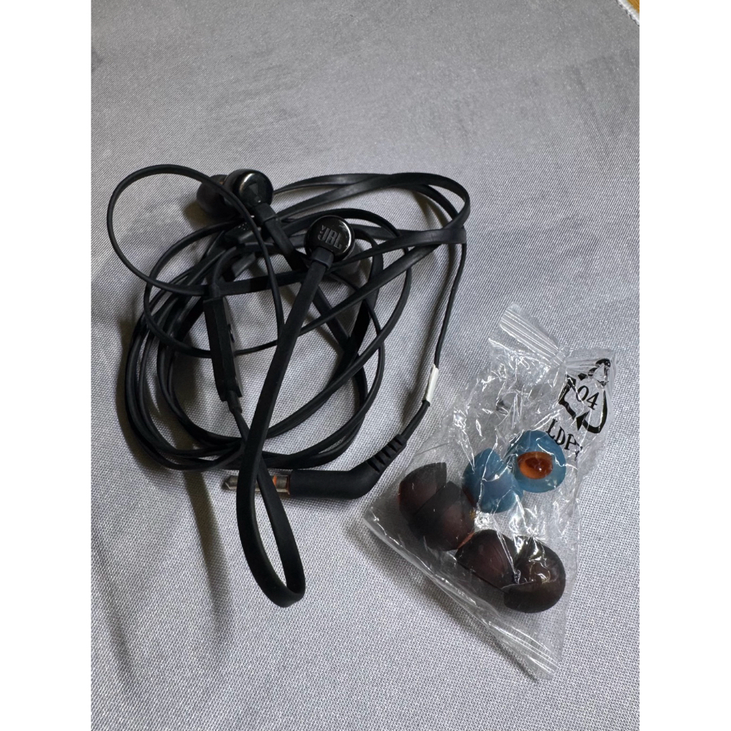 JBL T110 Black Original Earphone Kabel Bass Mantap | In-Ear Headset 3.5mm + Mic