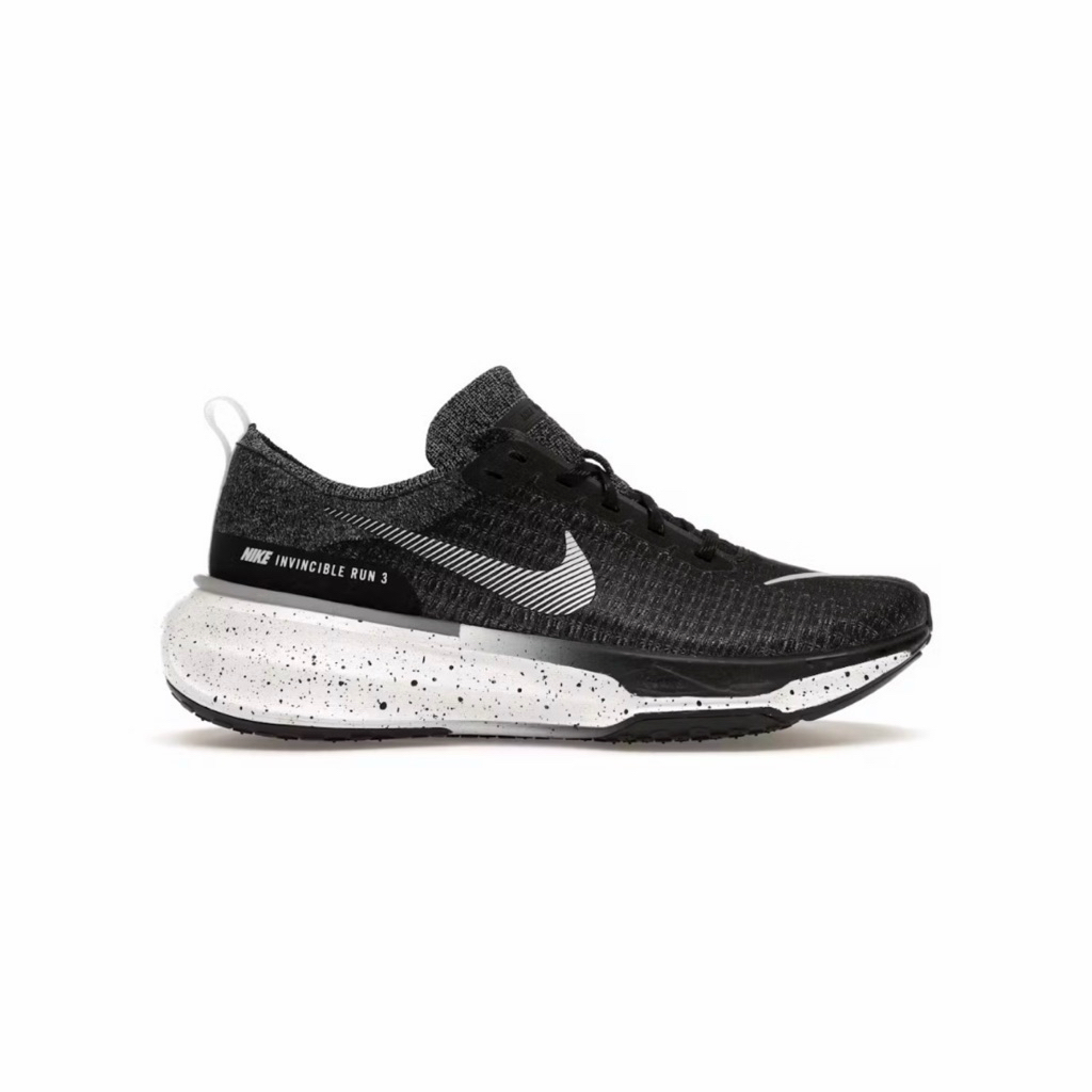 Nike ZoomX Invincible Run 3 Oreo