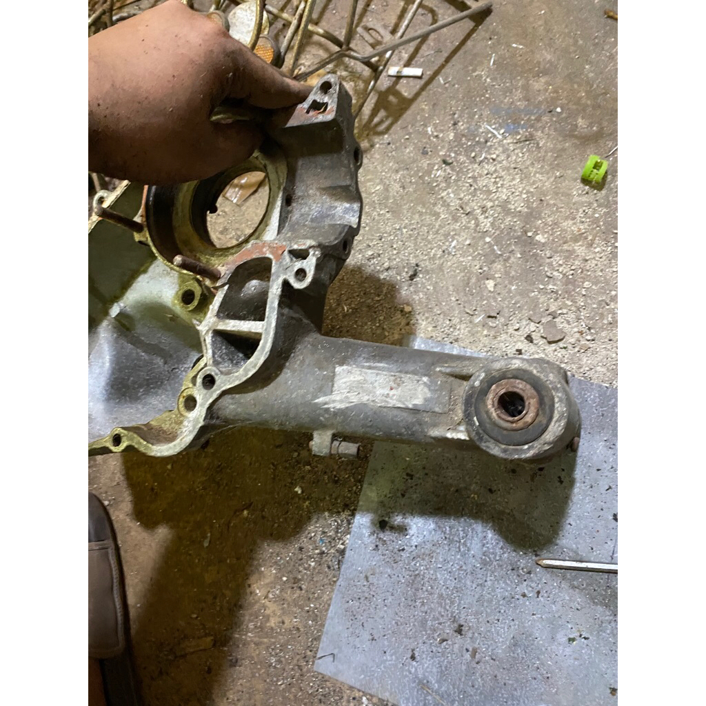 Krengkes vespa super, sprint, bajaj nomer mesin sudah tidak ada bisa request diketok