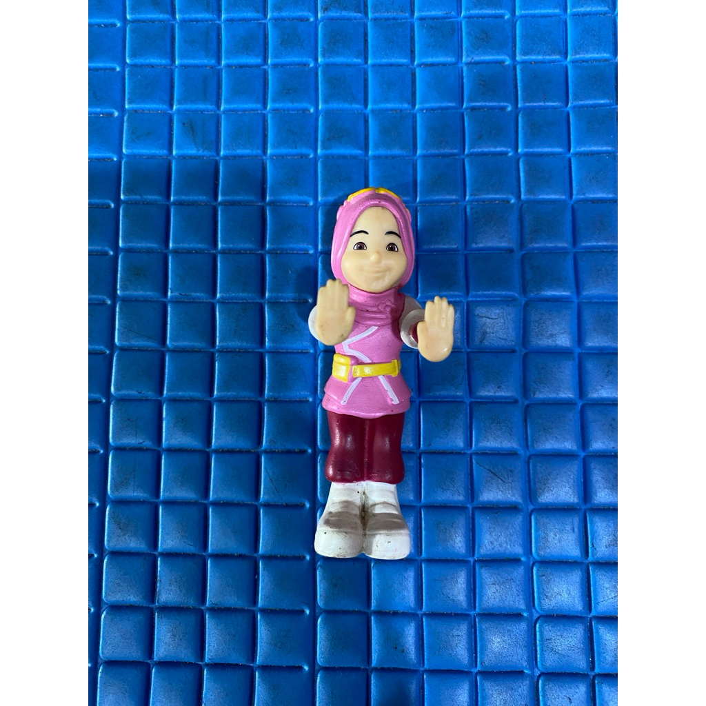 PL mainan boboiboy character ‘yaya’ 9cm TH