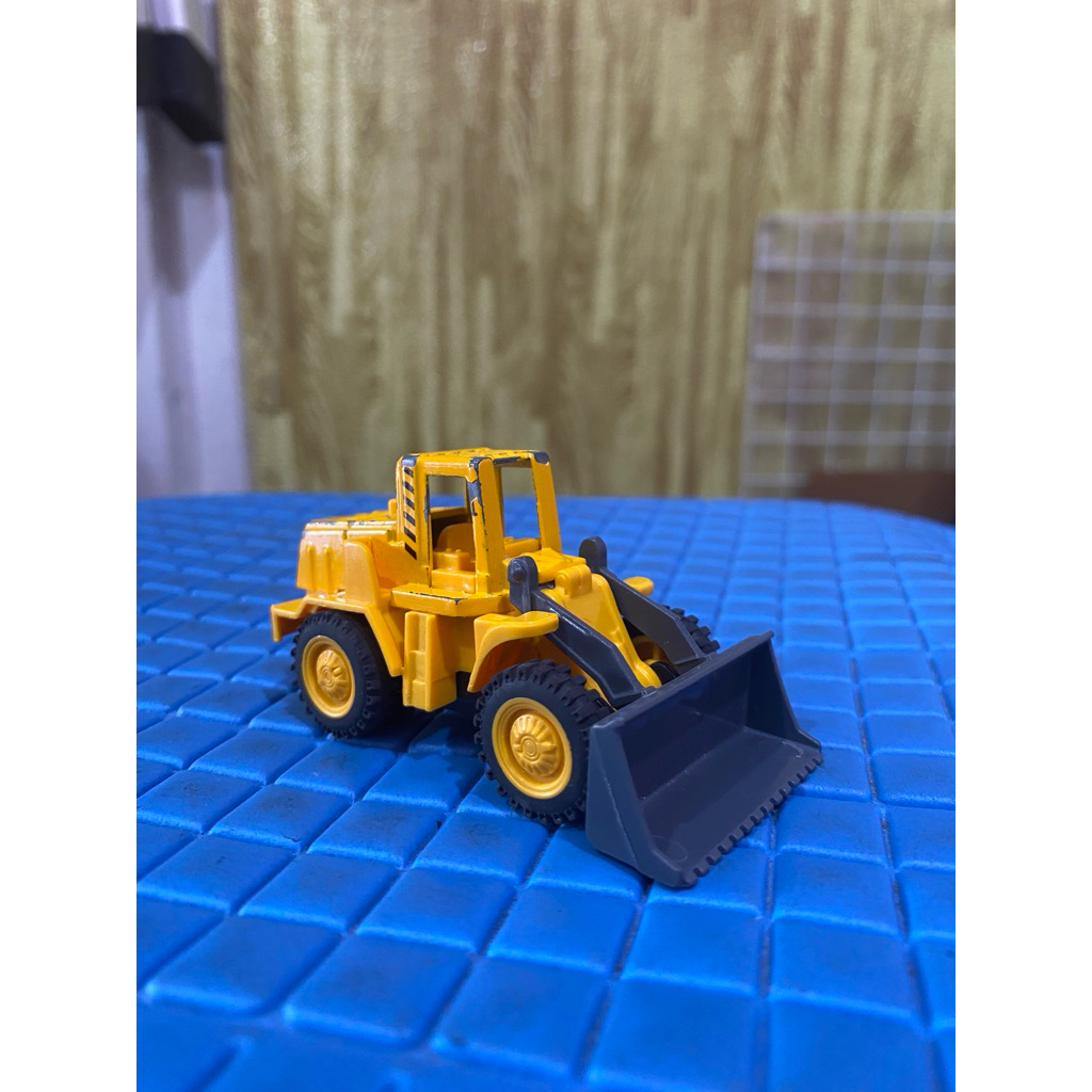 PL mainan excavator bahan plastik tebal 8cm TH