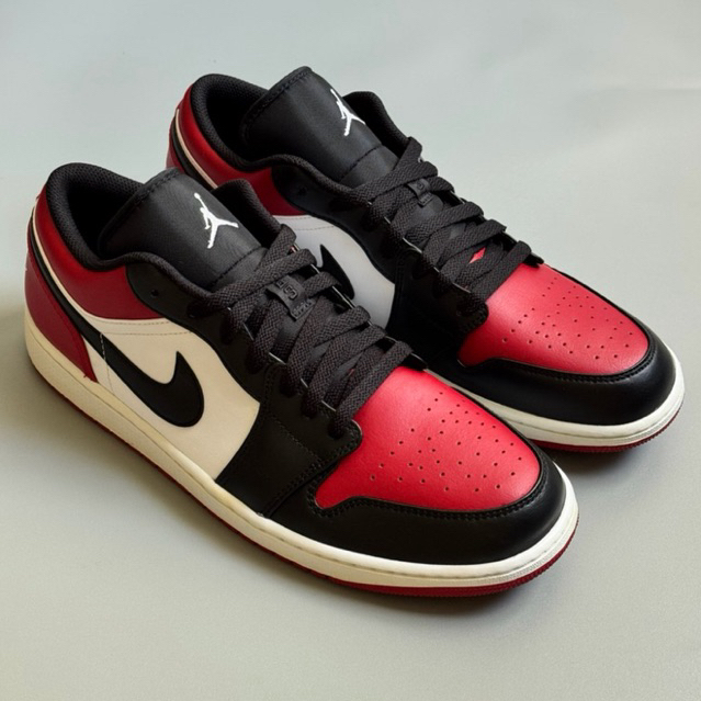 Air Jordan 1 Low Bred Toe