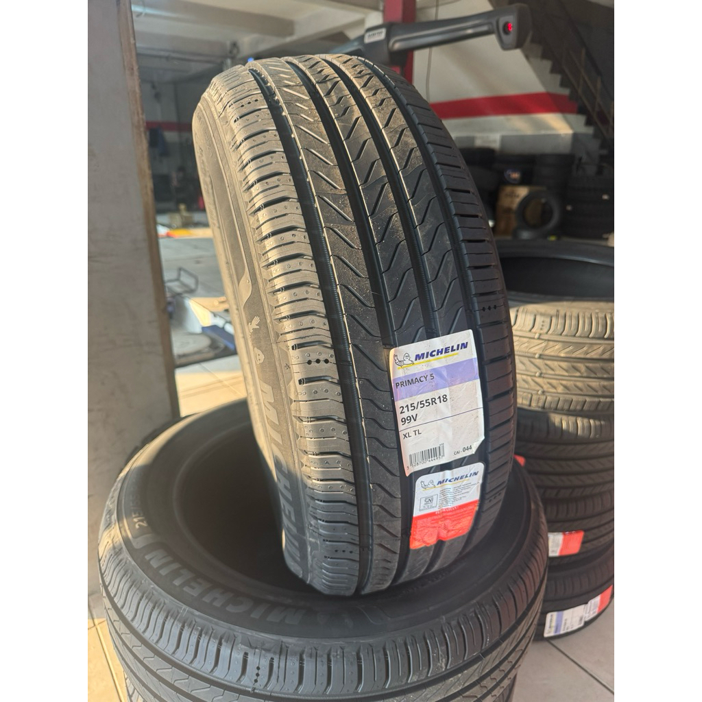Ban mobil 215/55 r18 Michelin Primacy5 EV Ready ukuran 215 55 18 Michelin Primacy 5 cocok untuk Omod