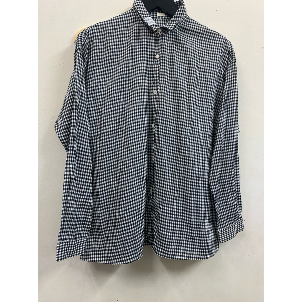 KEMEJA GLOBAL UNIQLO |  Atasa GU hitam putih