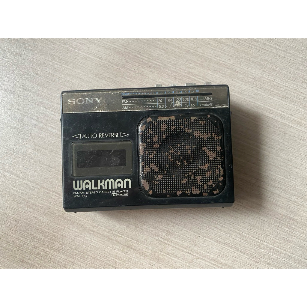 Walkman Sony WM - F57