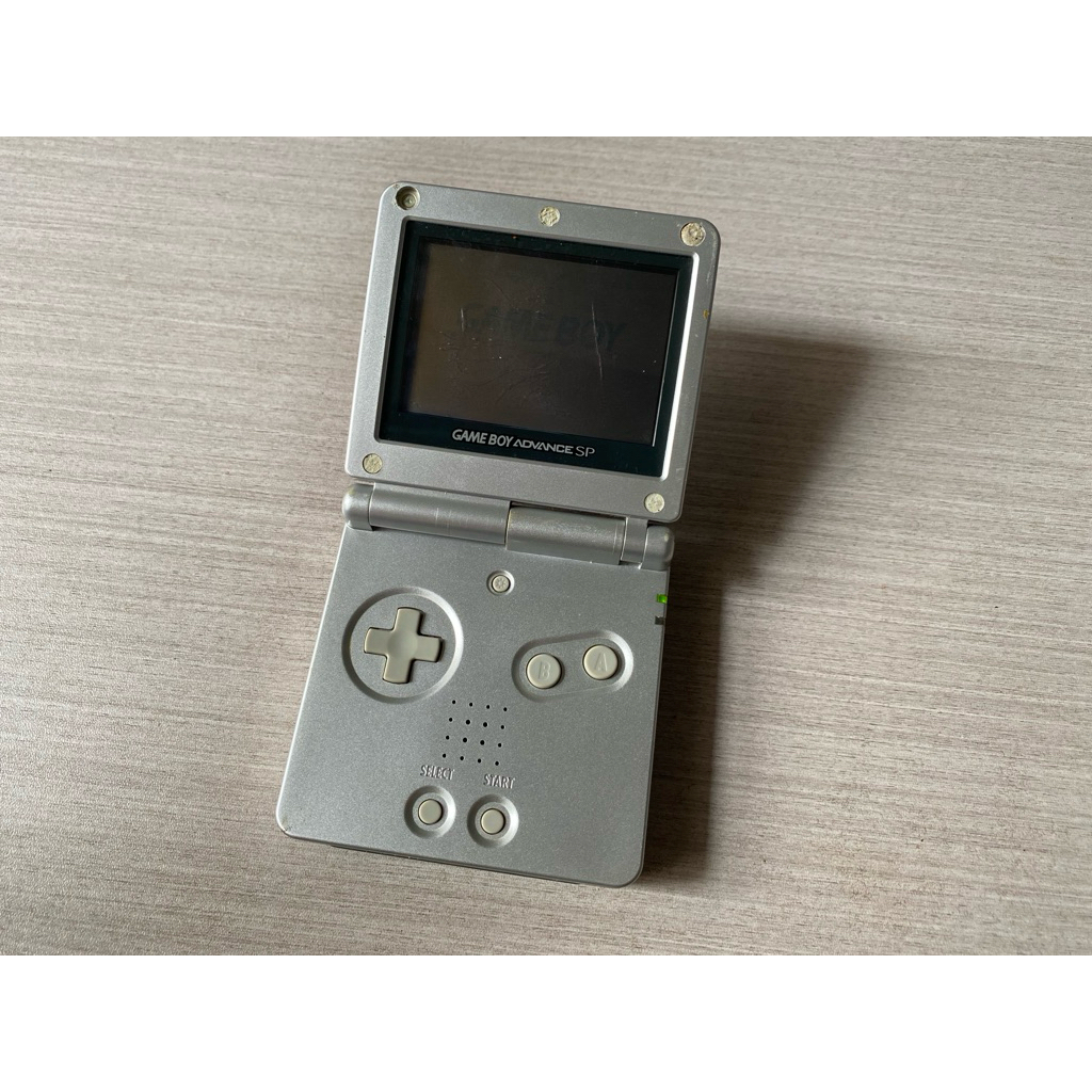 GameBoy Advance SP 001