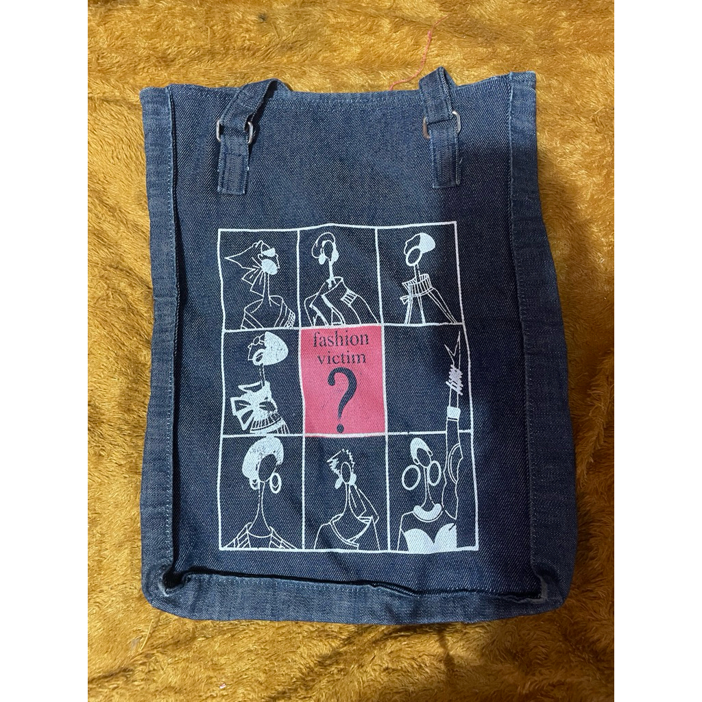 PL Tas Bahu Totebag Jeans Fashion Victim uk. 37x25x5 cm/ 14,50x10x2 inc RS