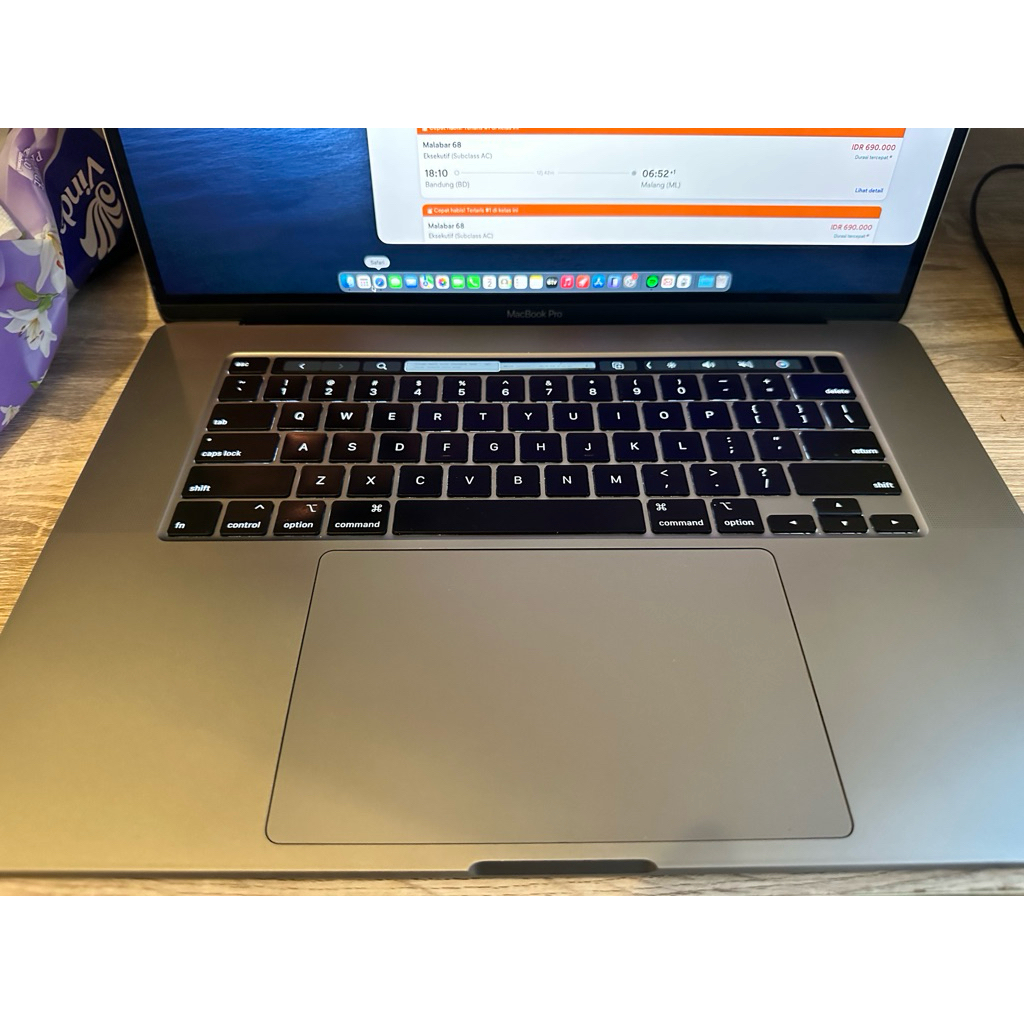 macbook pro i7 2019