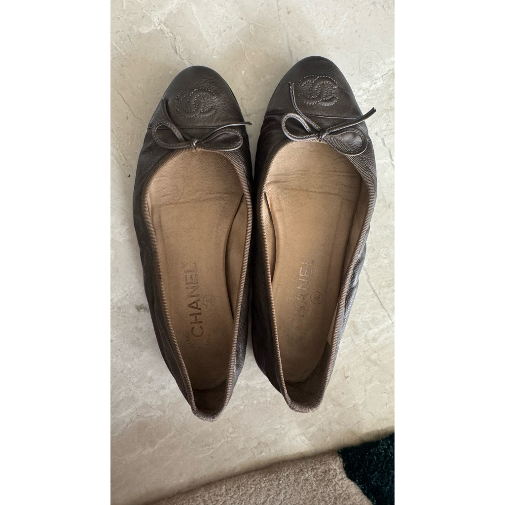 Preloved - Chanel Flats Brown - 36