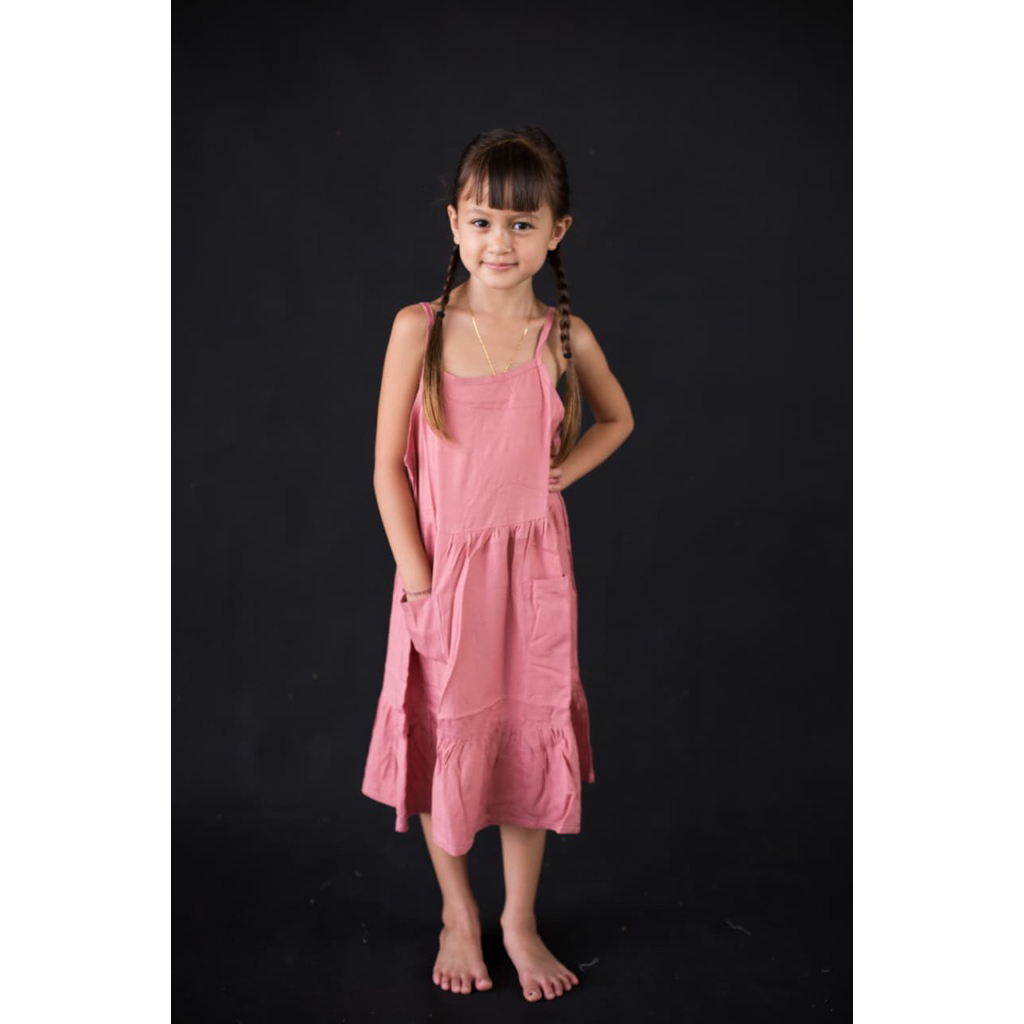 Dress Anak Model Kantong Depan dan Tali kecil