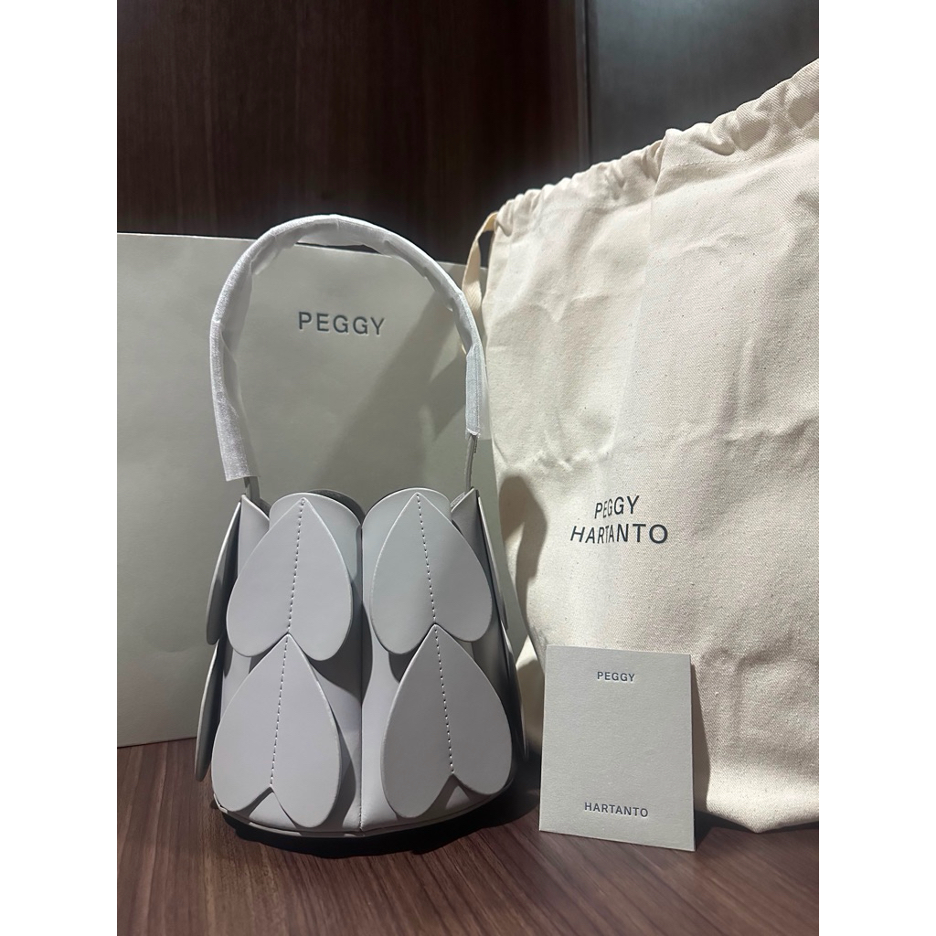 Peggy Hartanto LOCULE Petit Cone Bag - Stone