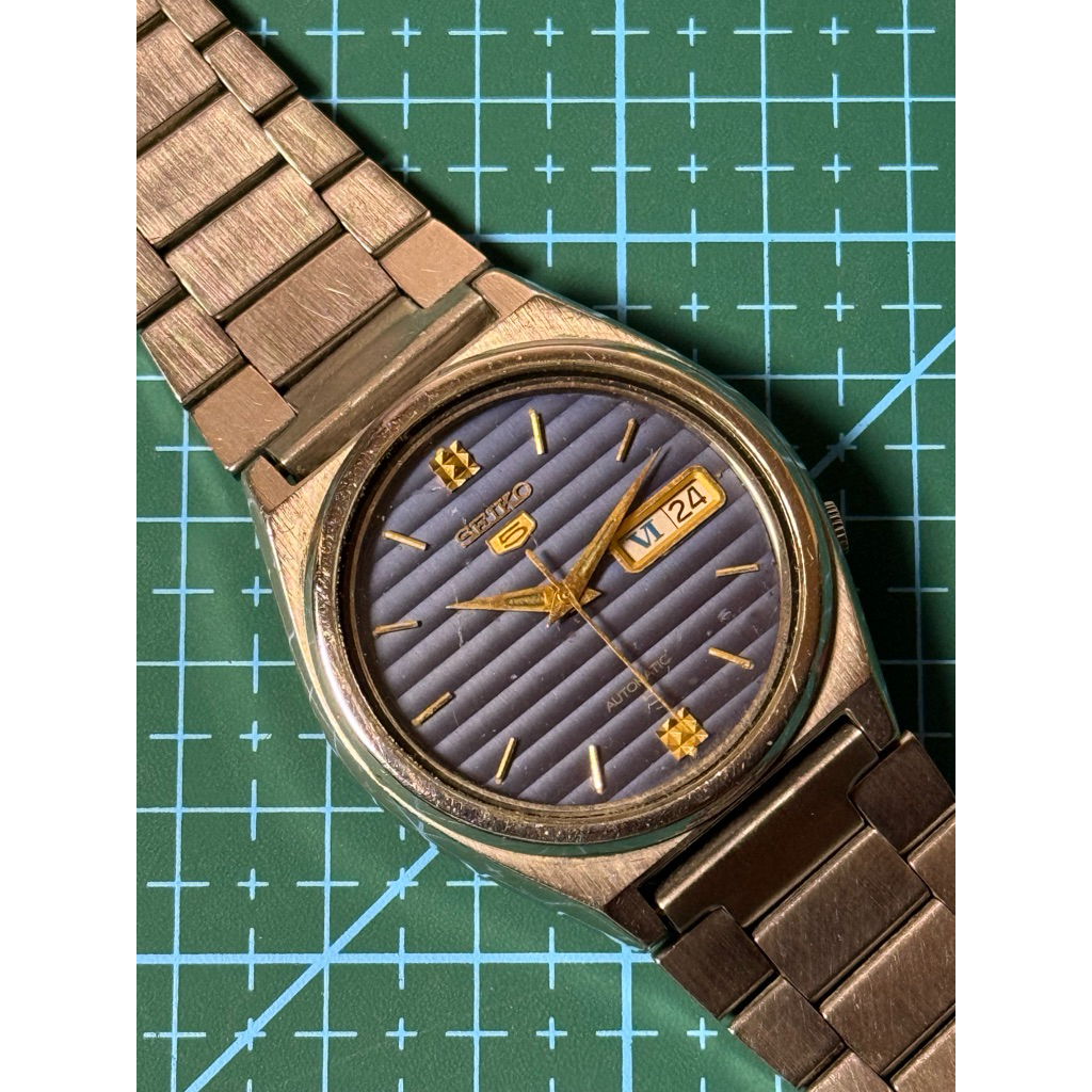 Seiko 5 7009-876a Blue Dial