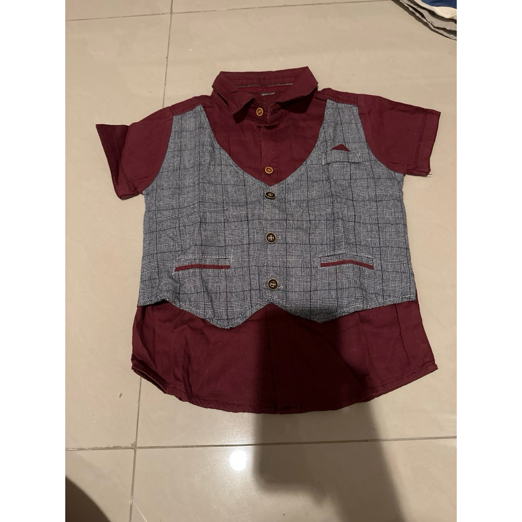 PRELOVED kemeja Vest Merah Bayi