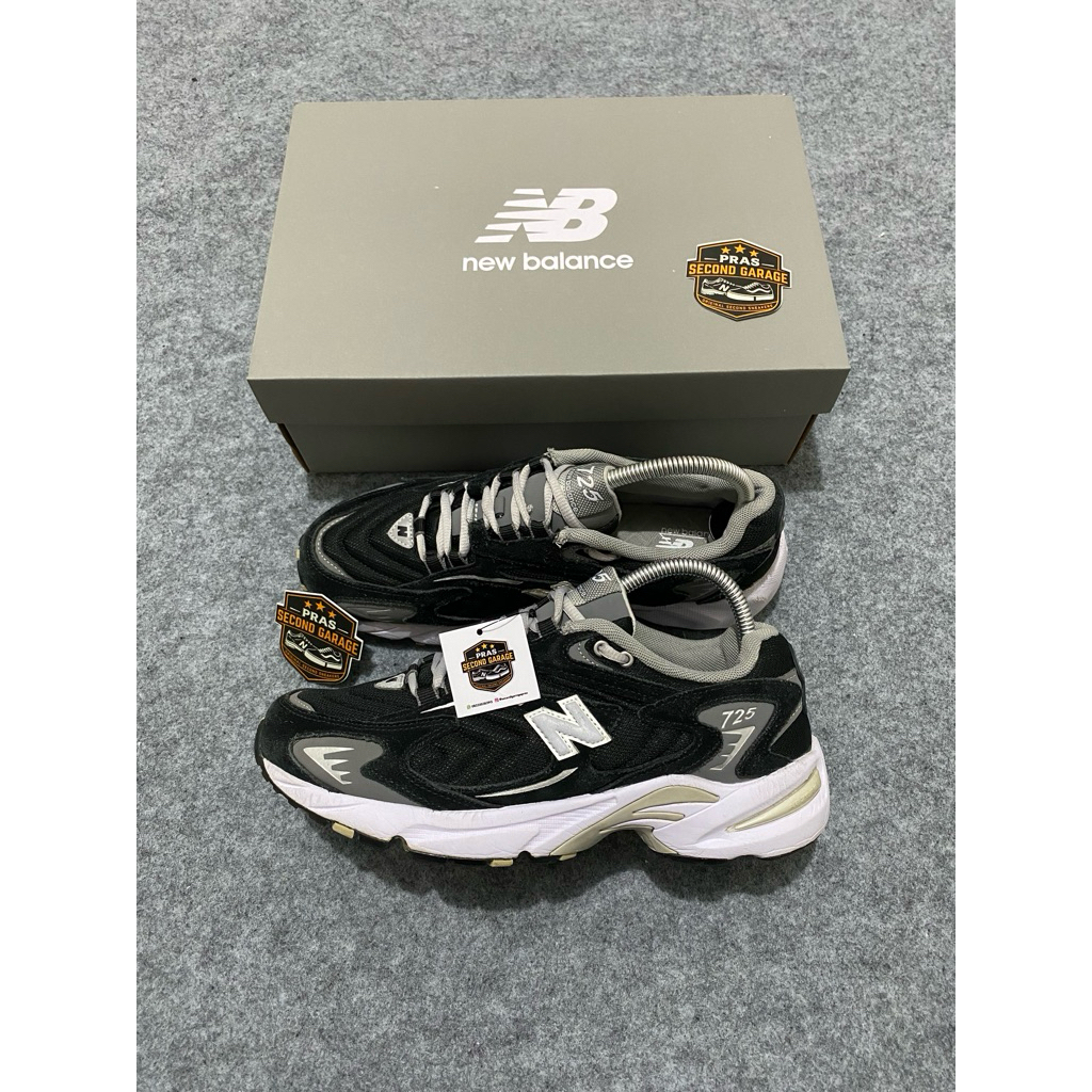 New balance 725 hitam second original size 41.5/26cm