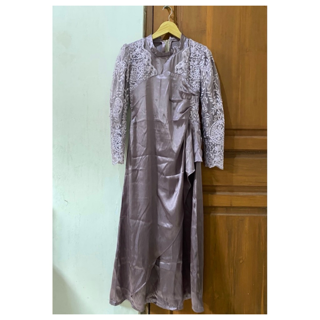 Preloved Dress Bridesmaid