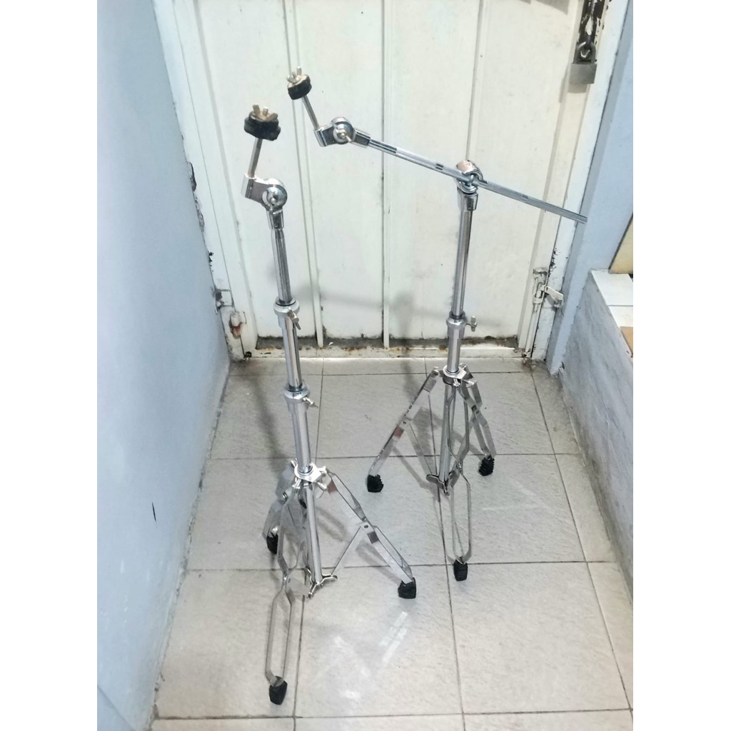 Stand cymbal ride and crash ex Rolling